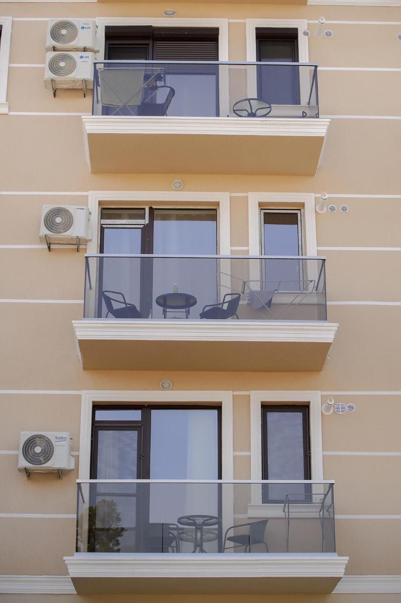 Solid Residence Mamaia Esterno foto